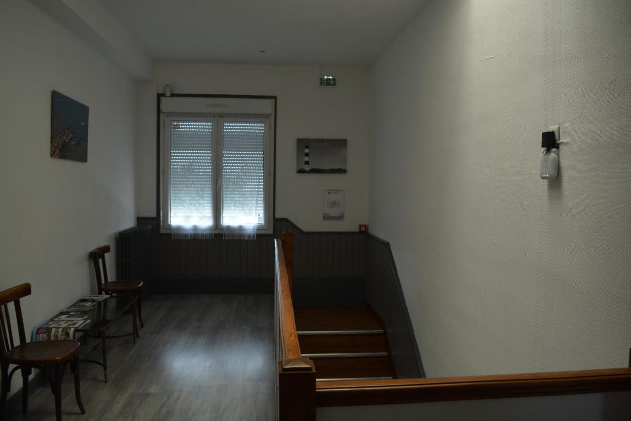 Logis Hotel Le Terminus Bourcefranc Esterno foto